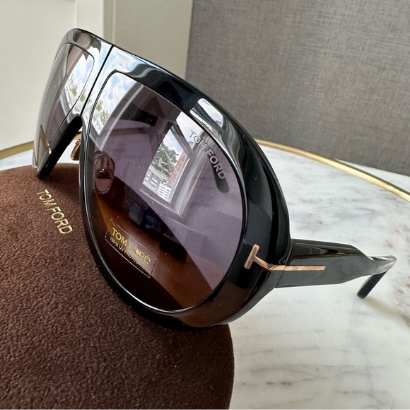 New! Authentic Tom Ford Oversized Pilot Sunglasses. - Picture 9 of 14